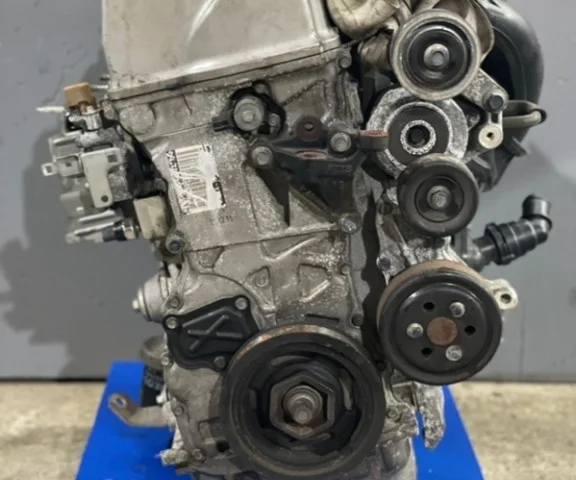 Двигатель без навесного для Honda Odyssey RB1, RB2 2003-2008 на фотографиях