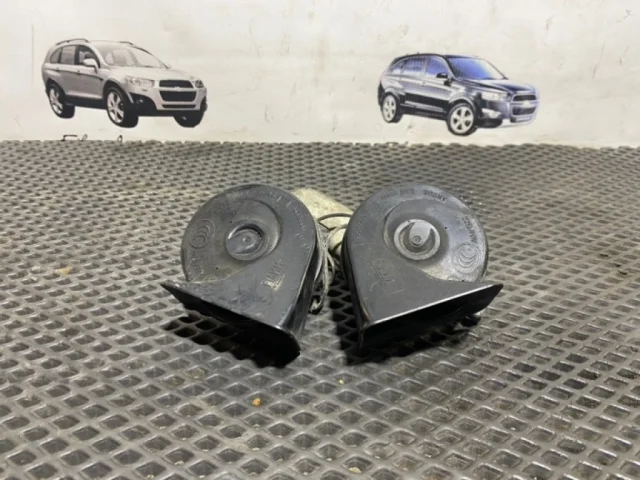 Звуковой сигнал для Volvo XC90 I C 2002-2014 на фотографиях