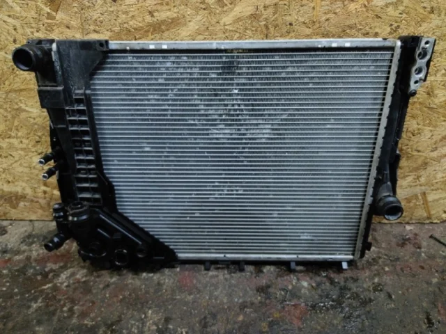 Радиатор охлаждения ДВС для BMW 3er Е46 Купе 1999-2005 на фотографиях