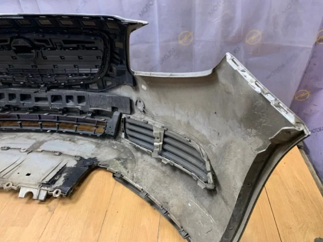 Бампер передний для Opel Insignia Универсал A 2008-2017 на фотографиях