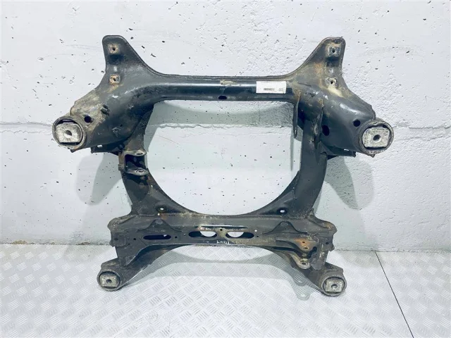 Подрамник двигателя для Audi Q7 4L 2005-2015 на фотографиях