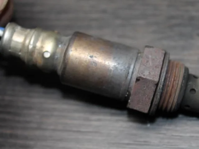 Датчик детонации для Nissan X-Trail T31 RU 2007-2014 на фотографиях