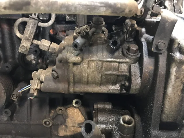 ГБЦ для Nissan X-Trail T30 RU 2001-2007 на фотографиях