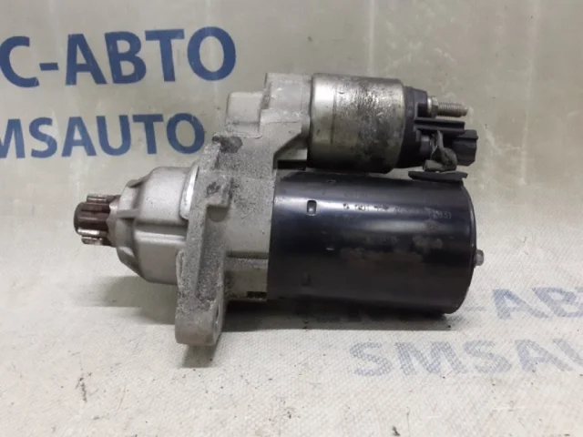 Стартер для Volkswagen Passat Variant (B6, Typ 3C) 2004-2010 на фотографиях