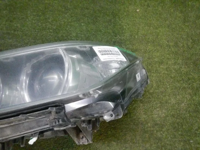 Фара левая для BMW 3er F30 2011-2019 на фотографиях