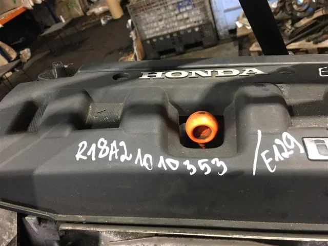 Двигатель без навесного для Honda Civic FA 2005-2010 седан на фотографиях