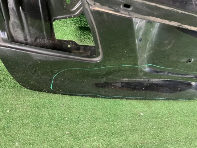 Крышка багажника для Mercedes-Benz GL class X166 2012-2016 на фотографиях