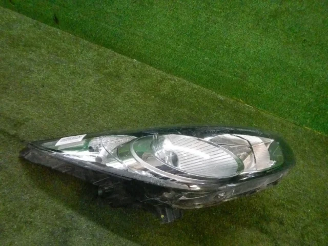 Фара ксенон левая для Hyundai ix35 1 Rest 2013-2016 на фотографиях