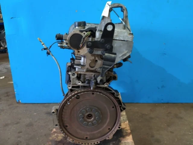 Продажа двигателя B5244T3