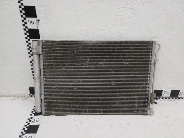 Кассета радиаторов для Hyundai Solaris 2 (2017-2022) на фотографиях