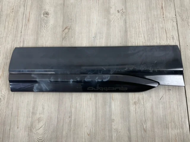 Стекло двери заднее правое для Audi Q7 4M 2015+ на фотографиях