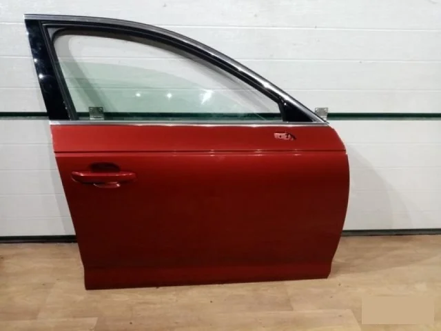 Дверь передняя правая для Audi A4 B9 2015+ на фотографиях