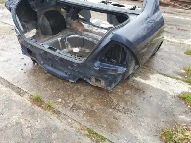 Заднее левое крыло для Nissan Almera Classic B10 2006-2012 на фотографиях