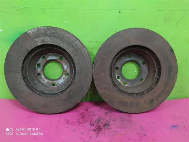 Диски тормозные передние (комплект) для Audi Q7 4L 2005-2015 на фотографиях