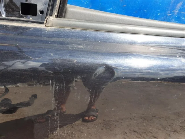 Дверь передняя левая для Volvo C30 MK 2006-2013 на фотографиях