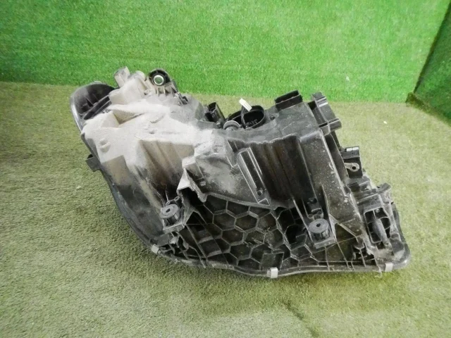 Фара левая для BMW X3 G01 2017-2023 на фотографиях