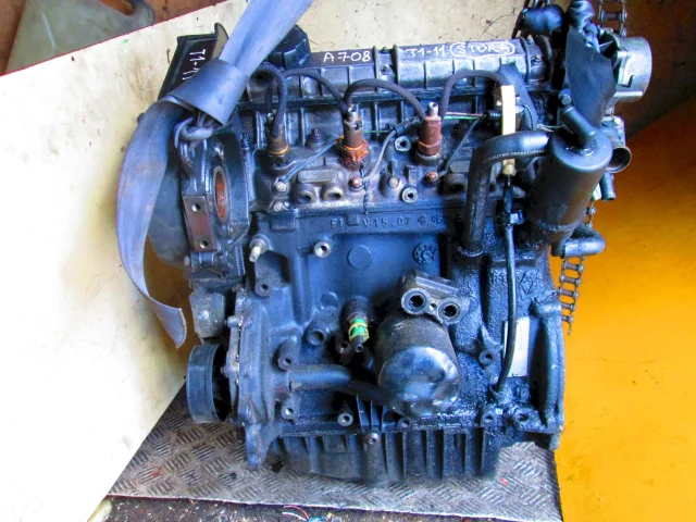 Продажа двигателя F8Q 632