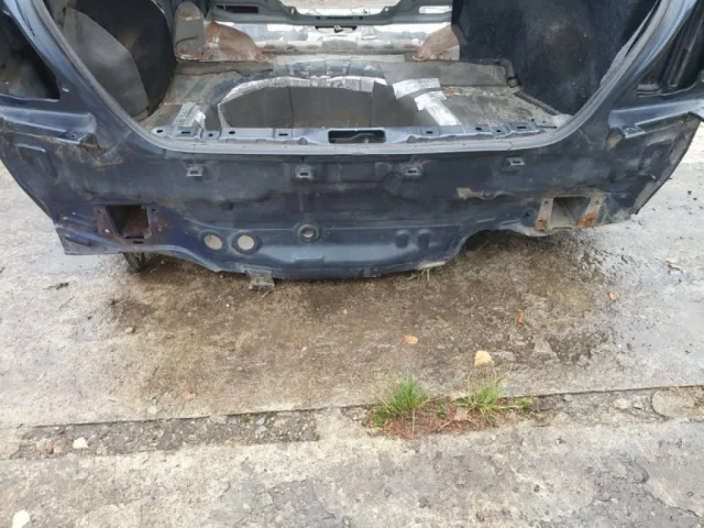 Заднее левое крыло для Nissan Almera Classic B10 2006-2012 на фотографиях