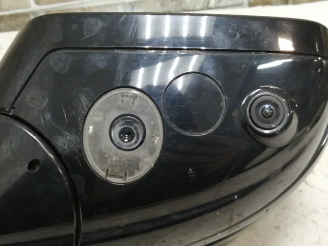 Стекла и зеркала для Land Rover Range Rover L405 2012-2017 на фотографиях