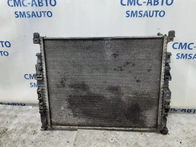 Радиатор охлаждения ДВС для Mercedes-Benz M class W164 2005-2011 на фотографиях