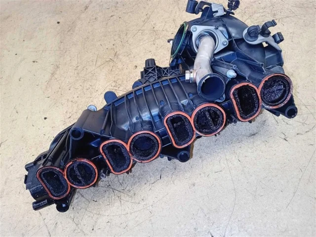 Впускной коллектор для BMW X3 Е83 2003-2010 на фотографиях