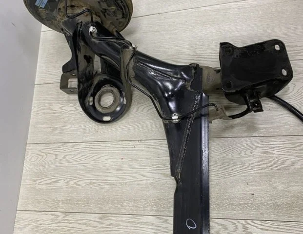 Задняя балка для Skoda Rapid I rest NH3 2017-2020 на фотографиях