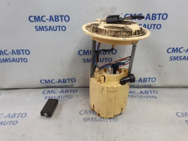 Топливный насос для Mercedes-Benz GL class X164 2006-2012 на фотографиях