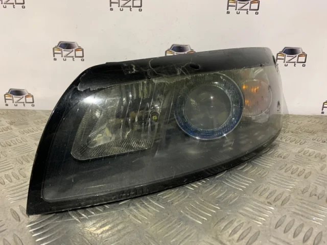 Фара левая для Volvo C30 MK 2006-2013 на фотографиях