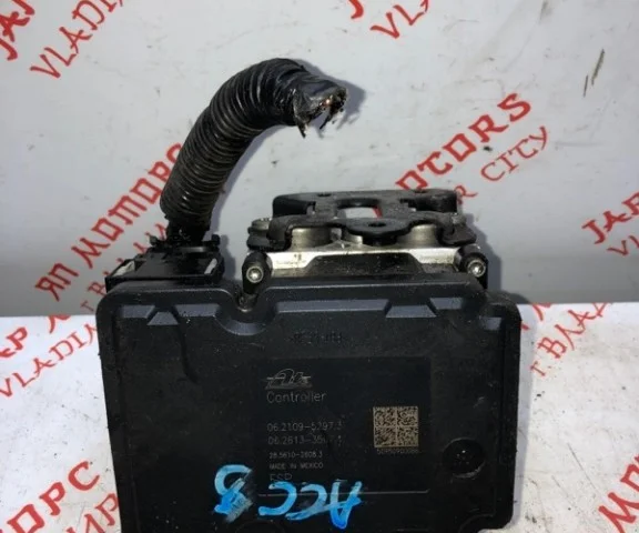 Блок ABS для Honda Accord 7 2002-2008 на фотографиях