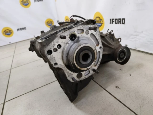 Раздатка для Mitsubishi Pajero Sport K90 1997-2009 на фотографиях