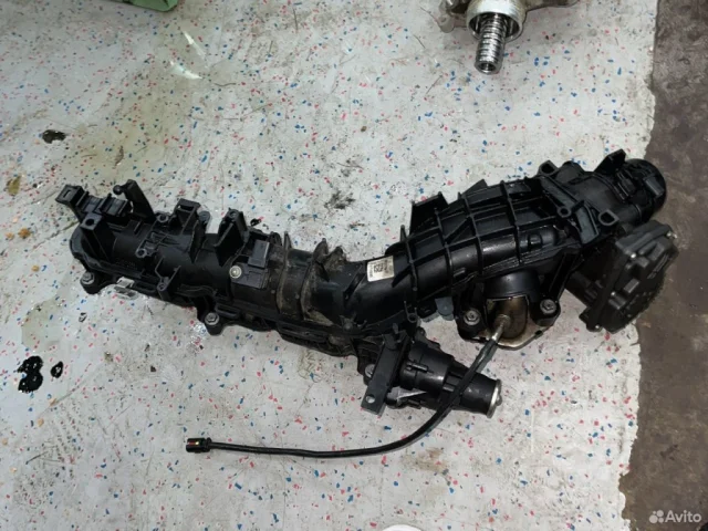 Впускной коллектор для BMW 3er G20 2018+ на фотографиях