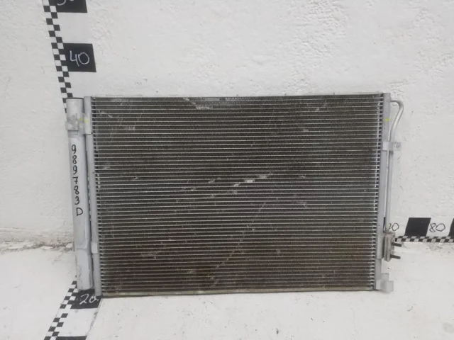 Кассета радиаторов для Hyundai Solaris 2 (2017-2022) на фотографиях