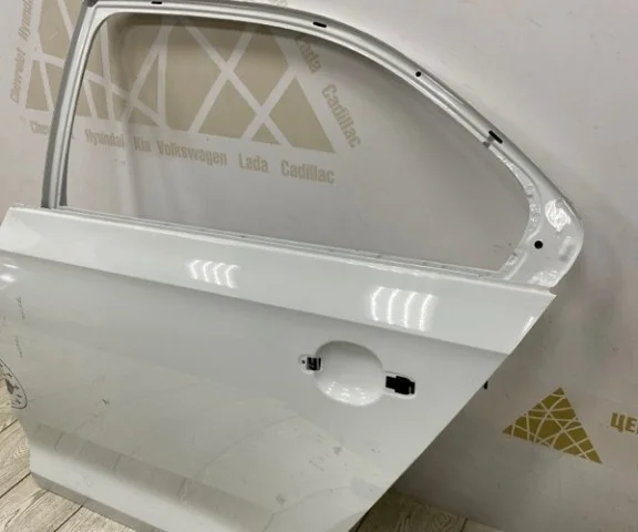 Дверь задняя левая для Skoda Rapid I rest NH3 2017-2020 на фотографиях