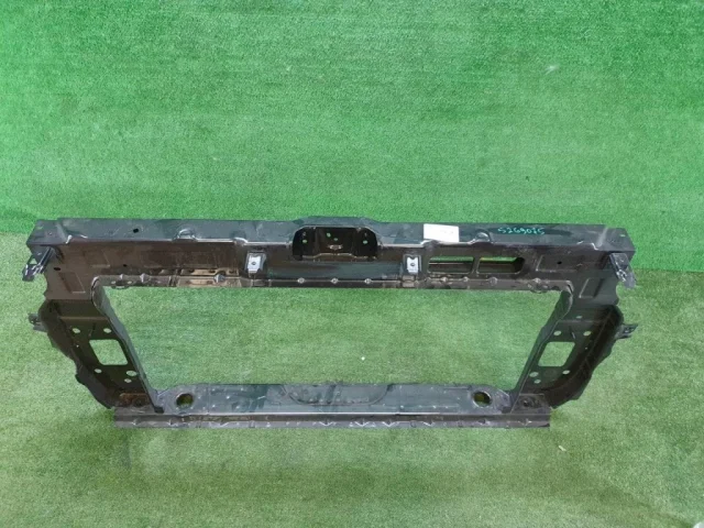 Панель радиатора (телевизор) для Hyundai Creta 2 SU2 2021+ на фотографиях