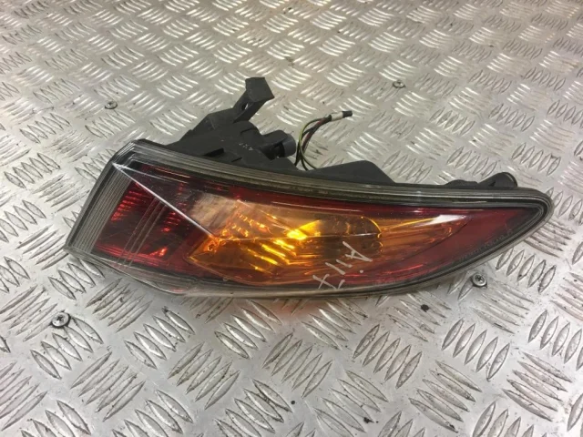 Фонарь правый для Honda Civic FA 2005-2010 седан на фотографиях