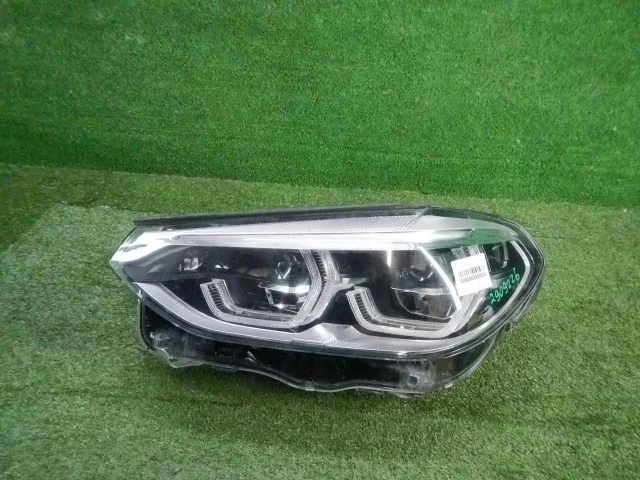 Фара левая для BMW X3 G01 2017-2023 на фотографиях