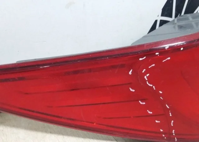 Фонарь левый для Hyundai Solaris 1 RB (2011-2013) на фотографиях