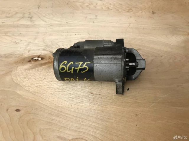 Стартер для Mitsubishi Pajero Sport K90 1997-2009 на фотографиях