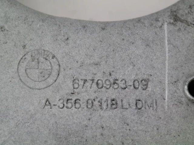 Качающийся рычаг правый для BMW X6 Ф16 F16 2014-2019 на фотографиях