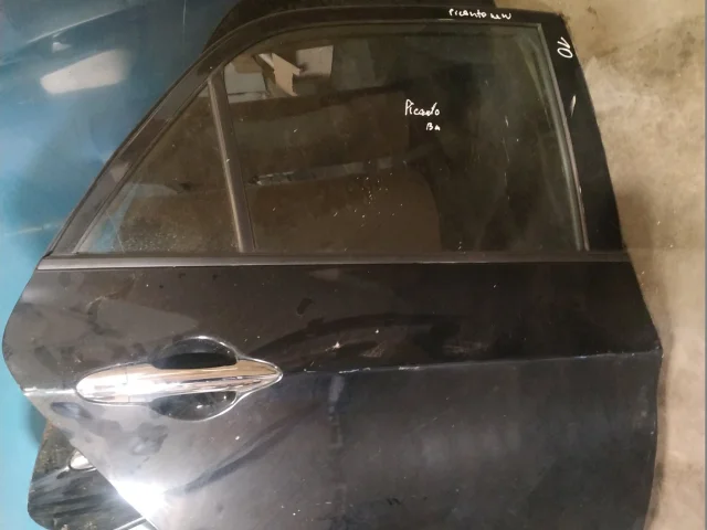 Двери для Kia Picanto ТA 2011-2017 (5dr) на фотографиях