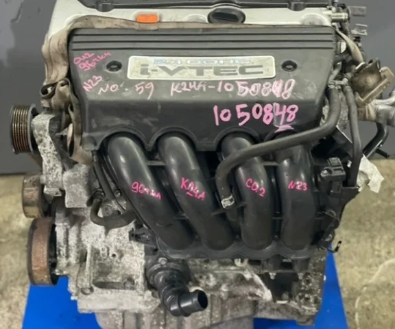 Двигатель без навесного для Honda Odyssey RB1, RB2 2003-2008 на фотографиях