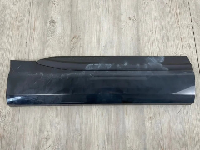 Стекло двери заднее правое для Audi Q7 4M 2015+ на фотографиях