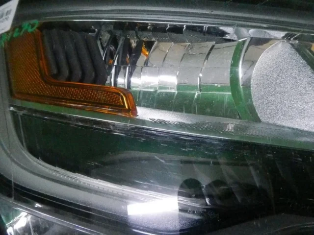 Фара правая для Ford Explorer U502 rest 2014-2019 на фотографиях