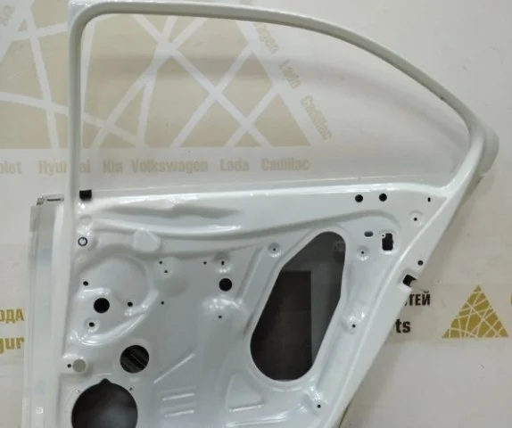 Дверь (в сборе) задняя правая для Skoda Rapid II 2020+ на фотографиях