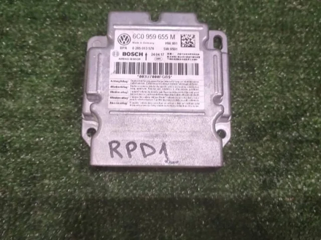 Блок SRS для Skoda Rapid I NH3 2012-2017 на фотографиях