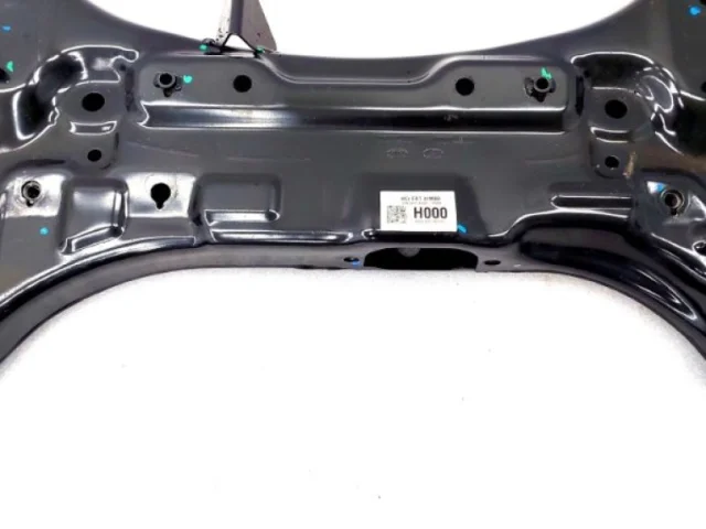 Подрамник двигателя для Hyundai Solaris 2 (2017-2022) на фотографиях