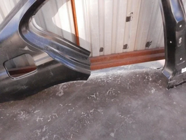 Заднее правое крыло для BMW 7er G11/G12 2015-2021 на фотографиях