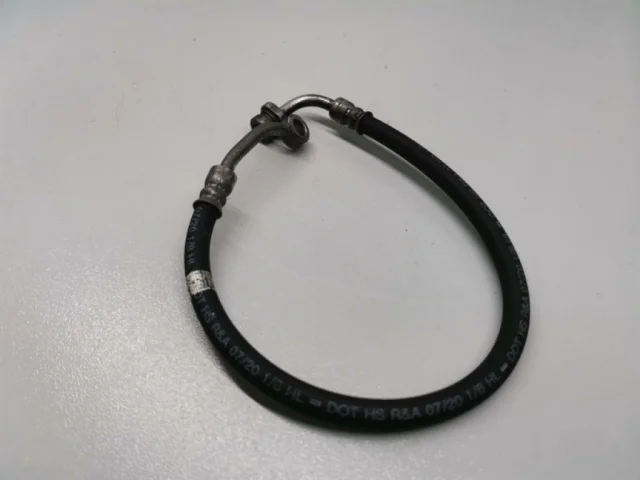 Шланг тормозной задний левый для Kia Rio 4 на фотографиях