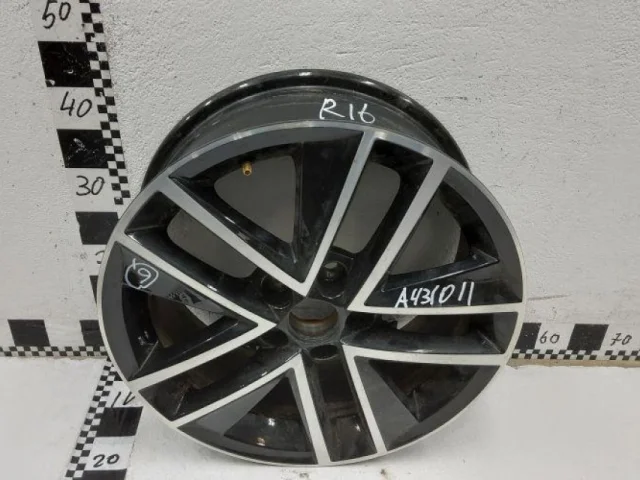 Диск колесный литой для Skoda Rapid I NH3 2012-2017 на фотографиях