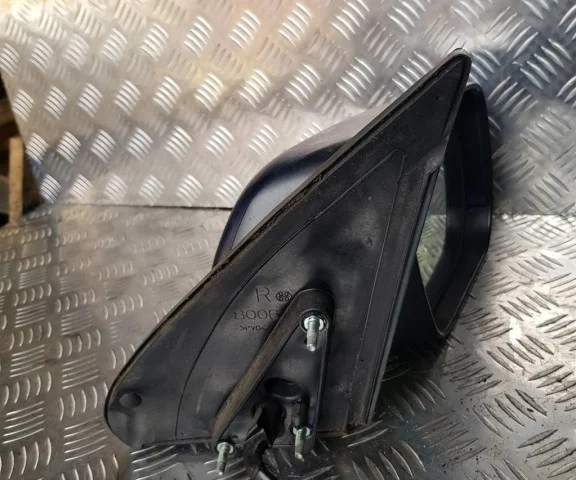 Зеркало боковое правое для Suzuki Grand Vitara 2005-2014 на фотографиях